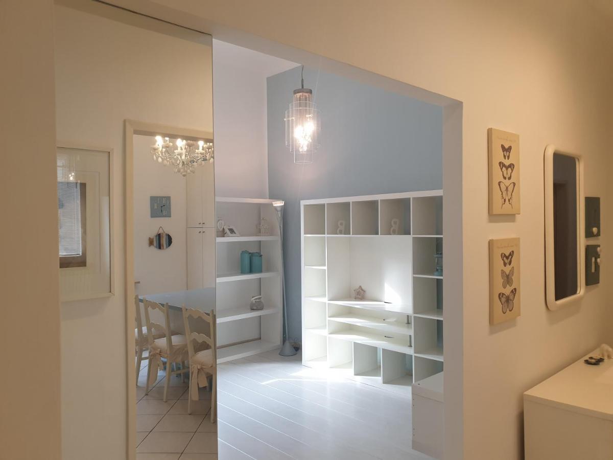 Ferienwohnung Cleo Tulipano Falconara Marittima Exterior foto